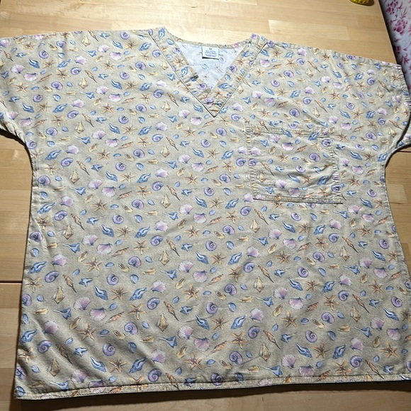 S.C.R.U.B.S. Tan Shells Ocean Patterned Scrub Top - Picture 1 of 5
